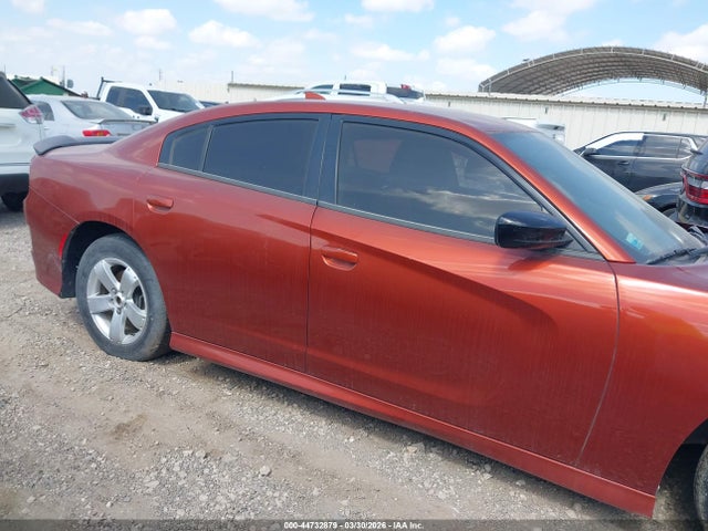 2C3CDXHG7NH106304 Dodge Charger Gt Rwd