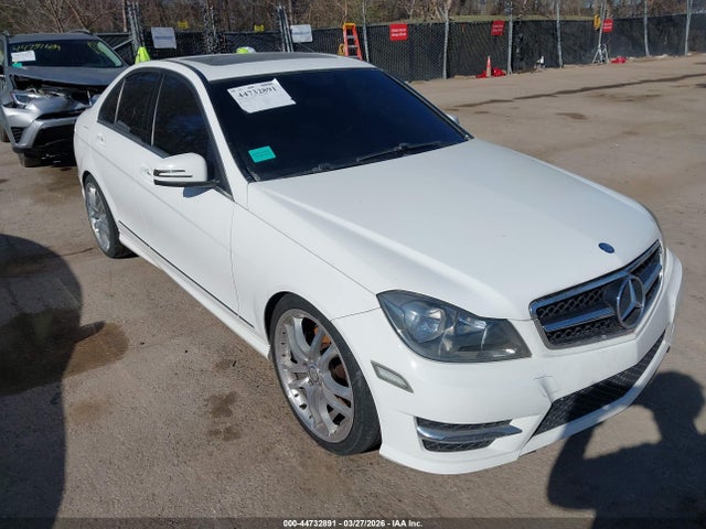 Продажа на аукционе авто 2013 Mercedes-benz C 300 Sport 4matic, vin: WDDGF8ABXDR287205, номер лота: 44732891