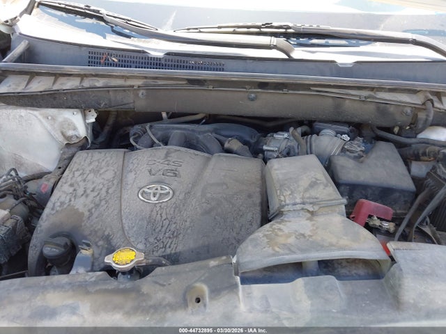 44732895 :رقم المزاد ، 5TDKZRFH0HS517470 vin ، 2017 Toyota Highlander Xle مزاد بيع