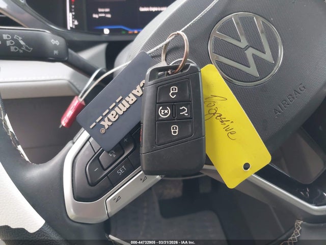 Продаж на аукціоні авто 2022 Volkswagen Taos 1.5t Sel, vin: 3VV1X7B28NM014385, номер лоту: 44732905