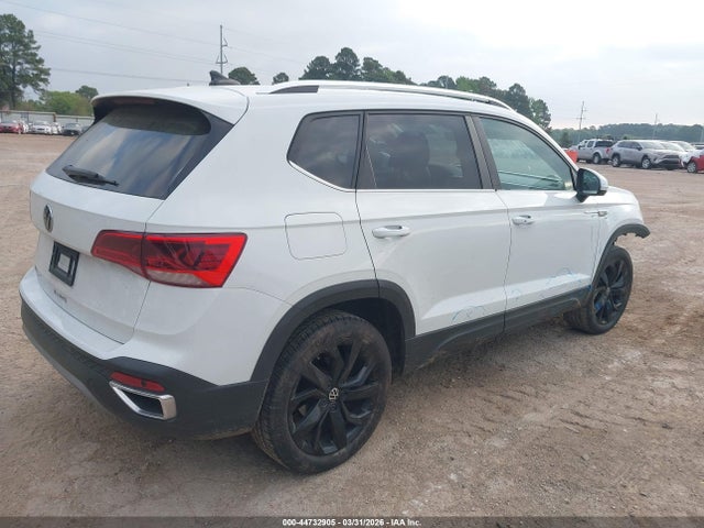 Продаж на аукціоні авто 2022 Volkswagen Taos 1.5t Sel, vin: 3VV1X7B28NM014385, номер лоту: 44732905