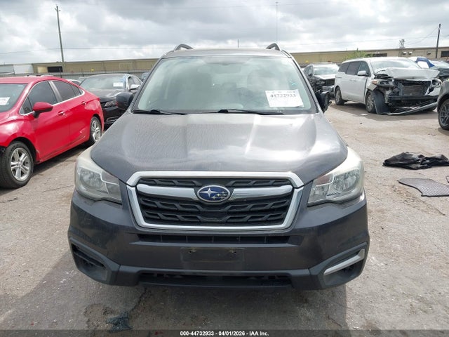 2018 Subaru Forester 2.5i Premium მანქანა იყიდება აუქციონზე, vin: JF2SJADCXJH538502, აუქციონის ნომერი: 44732933
