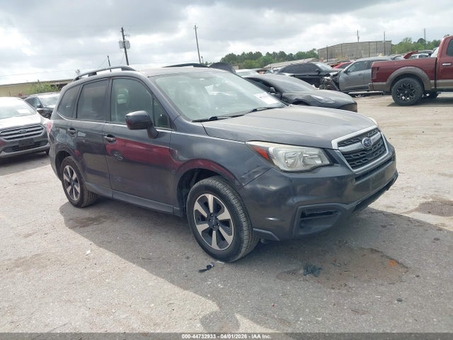 2018 Subaru Forester 2.5i Premium მანქანა იყიდება აუქციონზე, vin: JF2SJADCXJH538502, აუქციონის ნომერი: 44732933