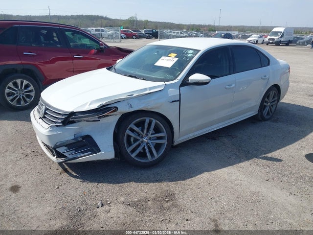 Продаж на аукціоні авто 2018 Volkswagen Passat 2.0t R-line/2.0t S, vin: 1VWAA7A39JC025978, номер лоту: 44732935