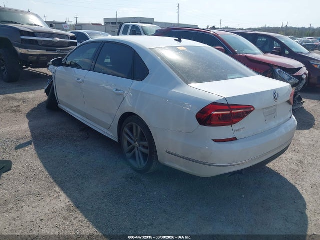 Продаж на аукціоні авто 2018 Volkswagen Passat 2.0t R-line/2.0t S, vin: 1VWAA7A39JC025978, номер лоту: 44732935