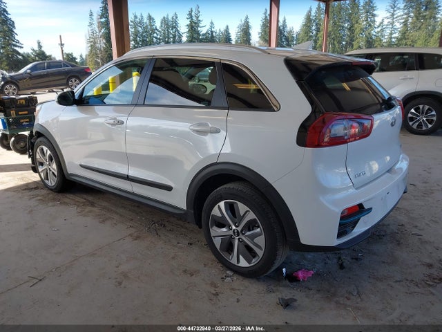 2019 KIA NIRO EV KNDCE3LG9K5025915 Photo 2
