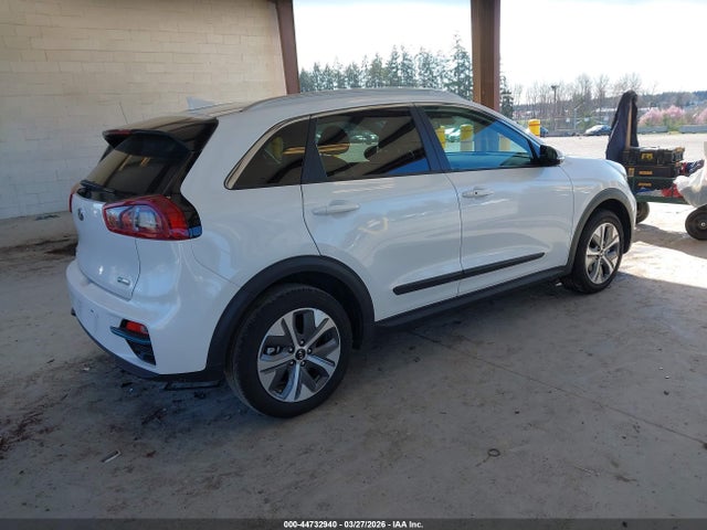 2019 KIA NIRO EV KNDCE3LG9K5025915 Photo 3