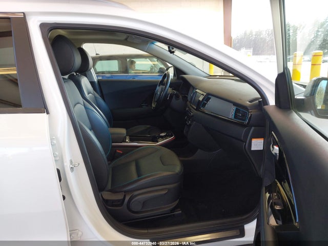 2019 KIA NIRO EV KNDCE3LG9K5025915 Photo 4