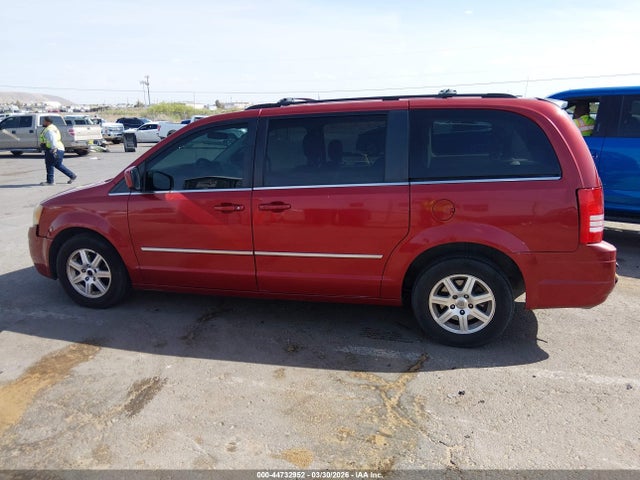 44732952 :رقم المزاد ، 2A8HR54119R585014 vin ، 2009 Chrysler Town & Country Touring مزاد بيع