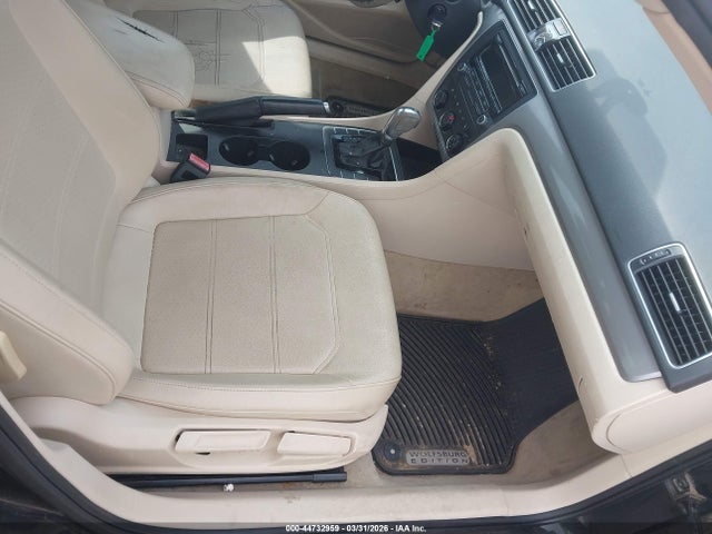 Продажа на аукционе авто 2014 Volkswagen Passat 1.8t Wolfsburg Edition, vin: 1VWAS7A37EC114175, номер лота: 44732959