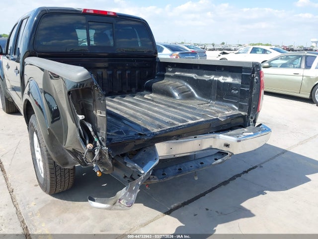 1N6AD0ER8FN760394 Nissan Frontier Sv