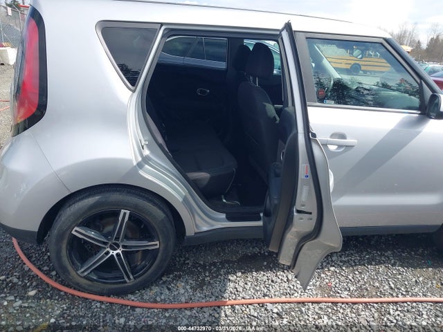 KIA SOUL + 2018 KNDJP3A53J7533125 Image 8