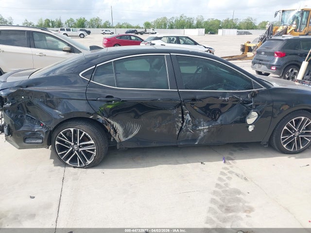 4T1DAACKXSU032673 Toyota CAMRY XLE