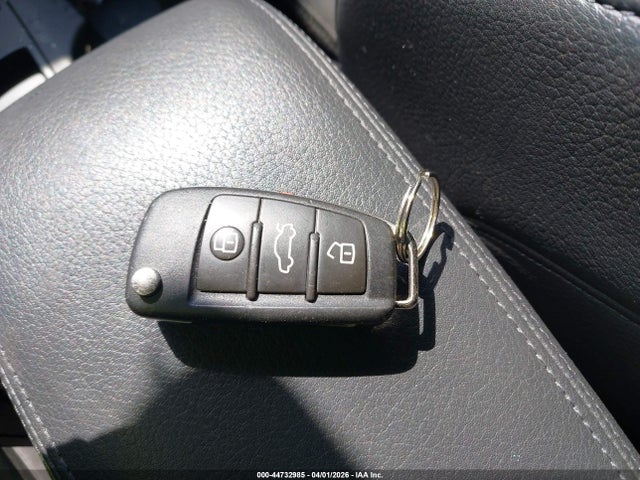 44732985 :رقم المزاد ، WA1GFCFS4FR003893 vin ، 2015 Audi Q3 2.0t Premium Plus مزاد بيع