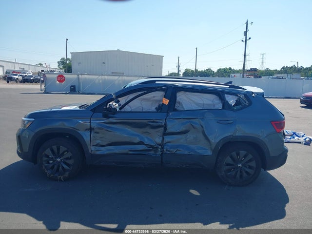 Продаж на аукціоні авто 2024 Volkswagen Taos 1.5t S, vin: 3VV5X7B28RM120553, номер лоту: 44732996