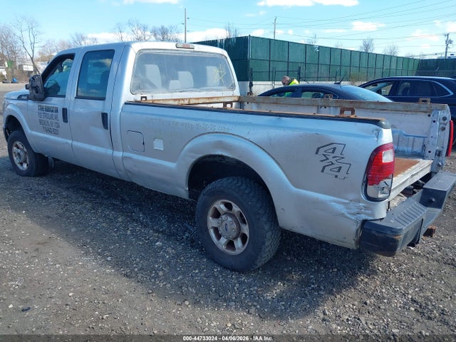 2013 FORD F-250 1FT7W2B61DEA06991 Photo 2