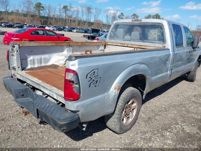 2013 FORD F-250 1FT7W2B61DEA06991 Photo 3