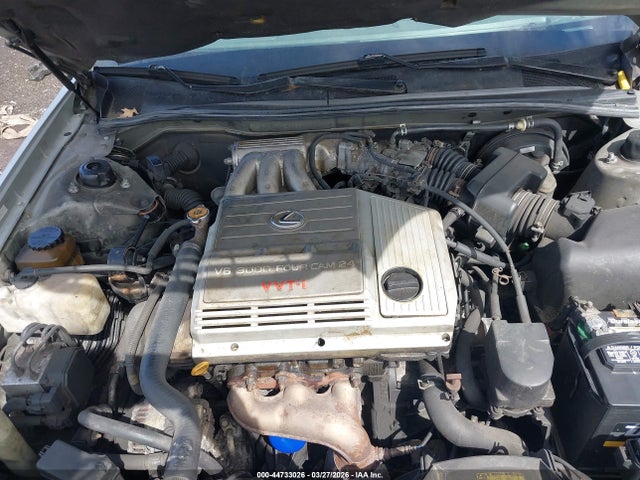 44733026 :رقم المزاد ، JT8BF28G1Y5077106 vin ، 2000 Lexus Es 300 مزاد بيع