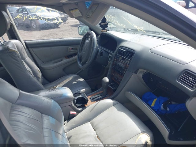 44733026 :رقم المزاد ، JT8BF28G1Y5077106 vin ، 2000 Lexus Es 300 مزاد بيع