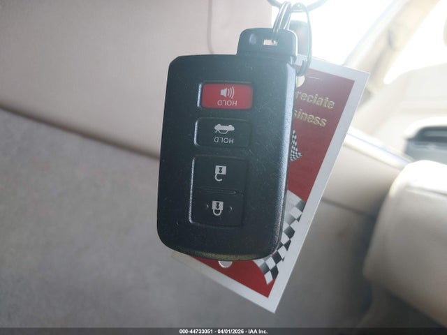 2012 Toyota Camry Hybrid Xle მანქანა იყიდება აუქციონზე, vin: 4T1BD1FK2CU043808, აუქციონის ნომერი: 44733051