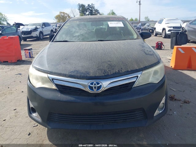 2012 Toyota Camry Hybrid Xle მანქანა იყიდება აუქციონზე, vin: 4T1BD1FK2CU043808, აუქციონის ნომერი: 44733051