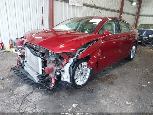 2013 Ford Fusion Hybrid Se მანქანა იყიდება აუქციონზე, vin: 3FA6P0LU0DR338417, აუქციონის ნომერი: 44733058
