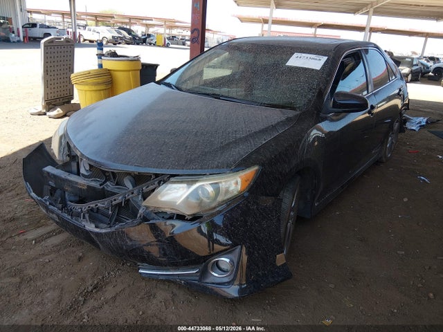 2013 Toyota Camry Se V6 მანქანა იყიდება აუქციონზე, vin: 4T1BK1FK7DU021682, აუქციონის ნომერი: 44733068