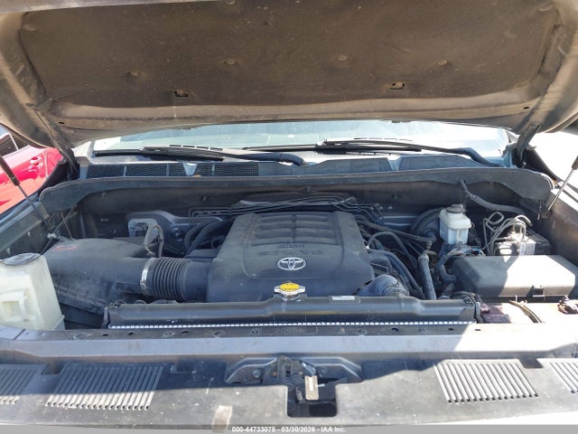 5TFHW5F17EX332515 Toyota Tundra Limited 5.7l V8