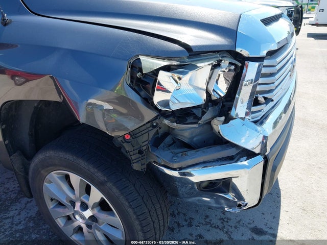 5TFHW5F17EX332515 Toyota Tundra Limited 5.7l V8