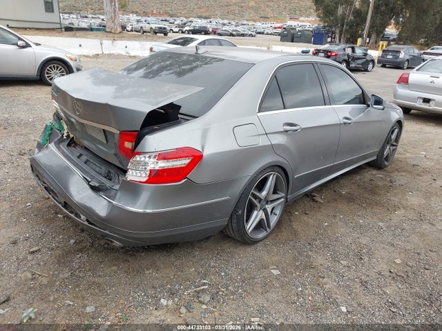 2013 MERCEDES-BENZ E 350 WDDHF5KB8DA690695 Photo 3