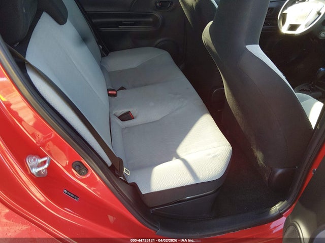 Продажа на аукционе авто 2016 Toyota Prius C One, vin: JTDKDTB3XG1131124, номер лота: 44733121