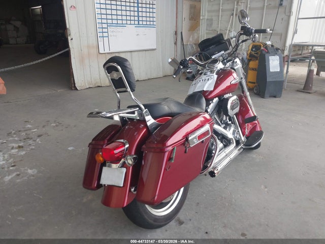 1HD1GZM31GC313574 Harley-Davidson Fld Switchback