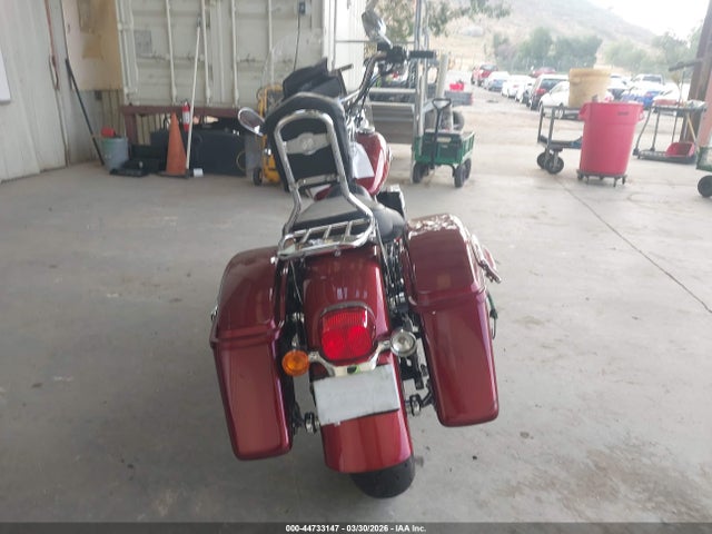 1HD1GZM31GC313574 Harley-Davidson Fld Switchback
