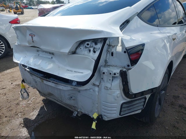 Auction sale of the 2021 Tesla Model 3 Long Range Dual Motor All-wheel Drive, vin: 5YJ3E1EB4MF981438, lot number: 44733161