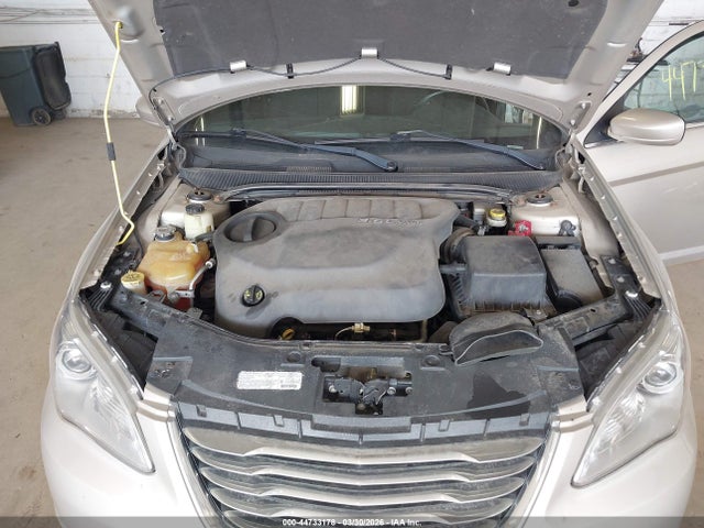 Aukcja sprzedaży 2014 Chrysler 200 Touring, vin: 1C3CCBBG5EN105920, numer aukcji: 44733178