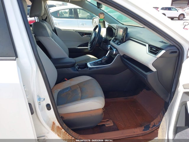 JTMB6RFV8MD025323 Toyota Rav4 Hybrid Xle Premium