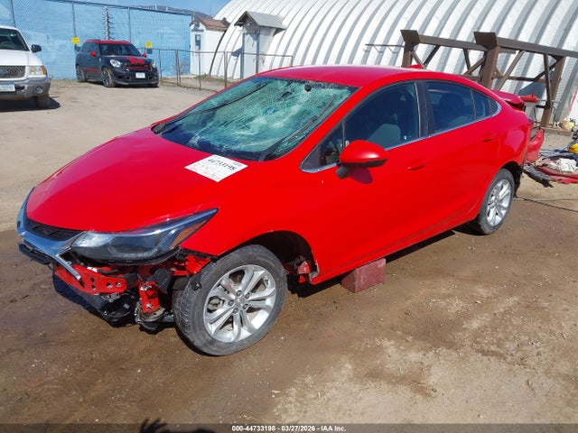Chevrolet CRUZE LT 2019 1G1BE5SM1K7118634 Image 2
