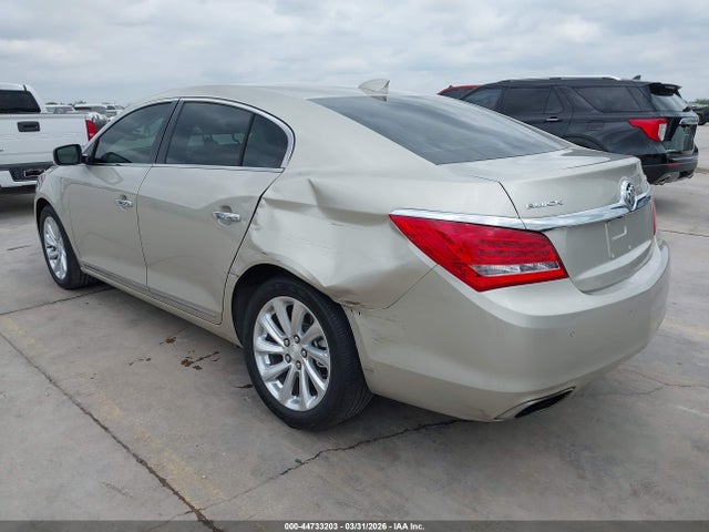1G4GB5G35GF121292 Buick Lacrosse Leather