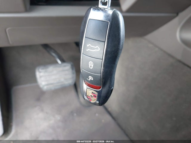 Porsche Cayenne Platinum Edition 2017 WP1AA2A27HKA86015 Image 11