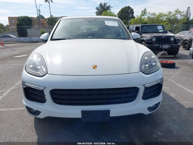 Porsche Cayenne Platinum Edition 2017 WP1AA2A27HKA86015 Image 13