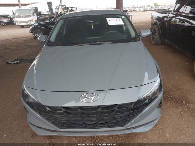 44733242 :رقم المزاد ، KMHLM4AG6PU390976 vin ، 2023 Hyundai Elantra Sel مزاد بيع