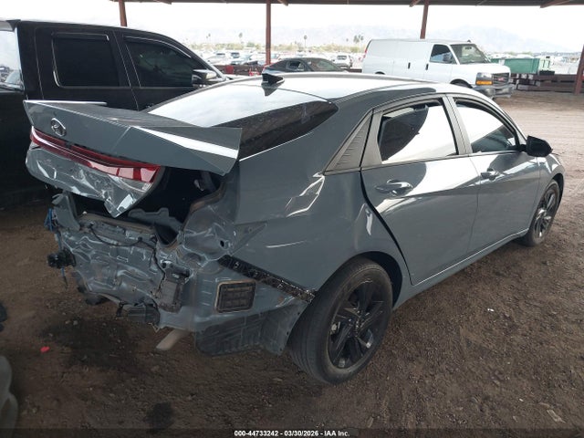 44733242 :رقم المزاد ، KMHLM4AG6PU390976 vin ، 2023 Hyundai Elantra Sel مزاد بيع