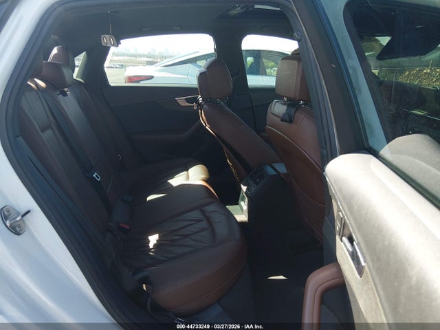 Продажа на аукционе авто 2018 Audi A4 2.0t Ultra Premium, vin: WAUKMAF41JN012110, номер лота: 44733249