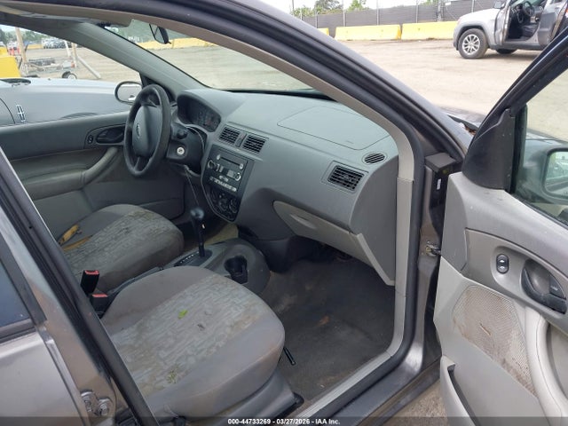 2005 FORD FOCUS 1FAFP34N85W302658 Photo 4