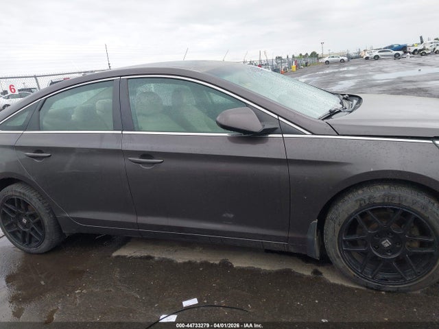 5NPE24AF7FH146871 Hyundai SONATA SE