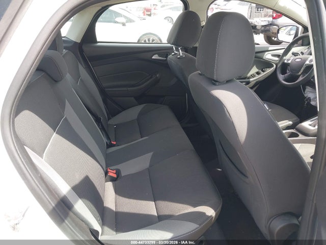 1FADP3F21EL442112 Ford FOCUS SE