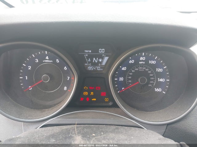 5NPDH4AE9GH743586 Hyundai ELANTRA SE