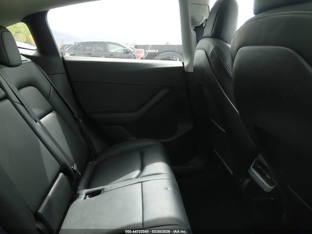 44733345 :رقم المزاد ، 7SAYGDEE2NF315467 vin ، 2022 Tesla Model Y Long Range Dual Motor All-wheel Drive مزاد بيع