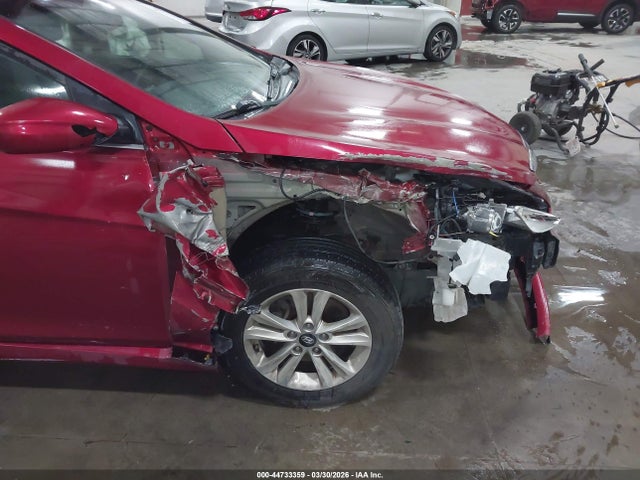 2014 Hyundai Sonata Gls მანქანა იყიდება აუქციონზე, vin: 5NPEB4AC4EH933751, აუქციონის ნომერი: 44733359