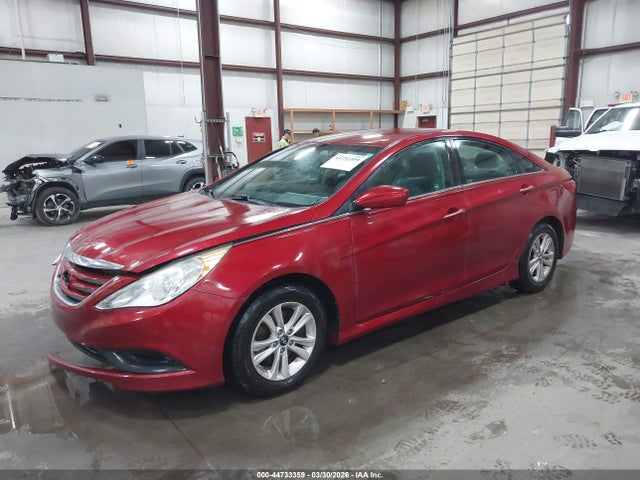 2014 Hyundai Sonata Gls მანქანა იყიდება აუქციონზე, vin: 5NPEB4AC4EH933751, აუქციონის ნომერი: 44733359